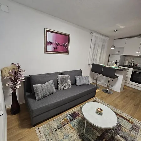 Apartment Divino *